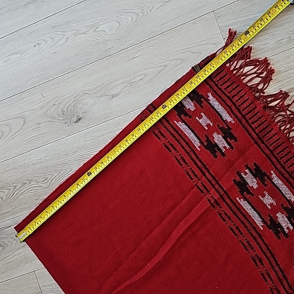 Roots Cape Poncho Wrap - Picture 14 of 14